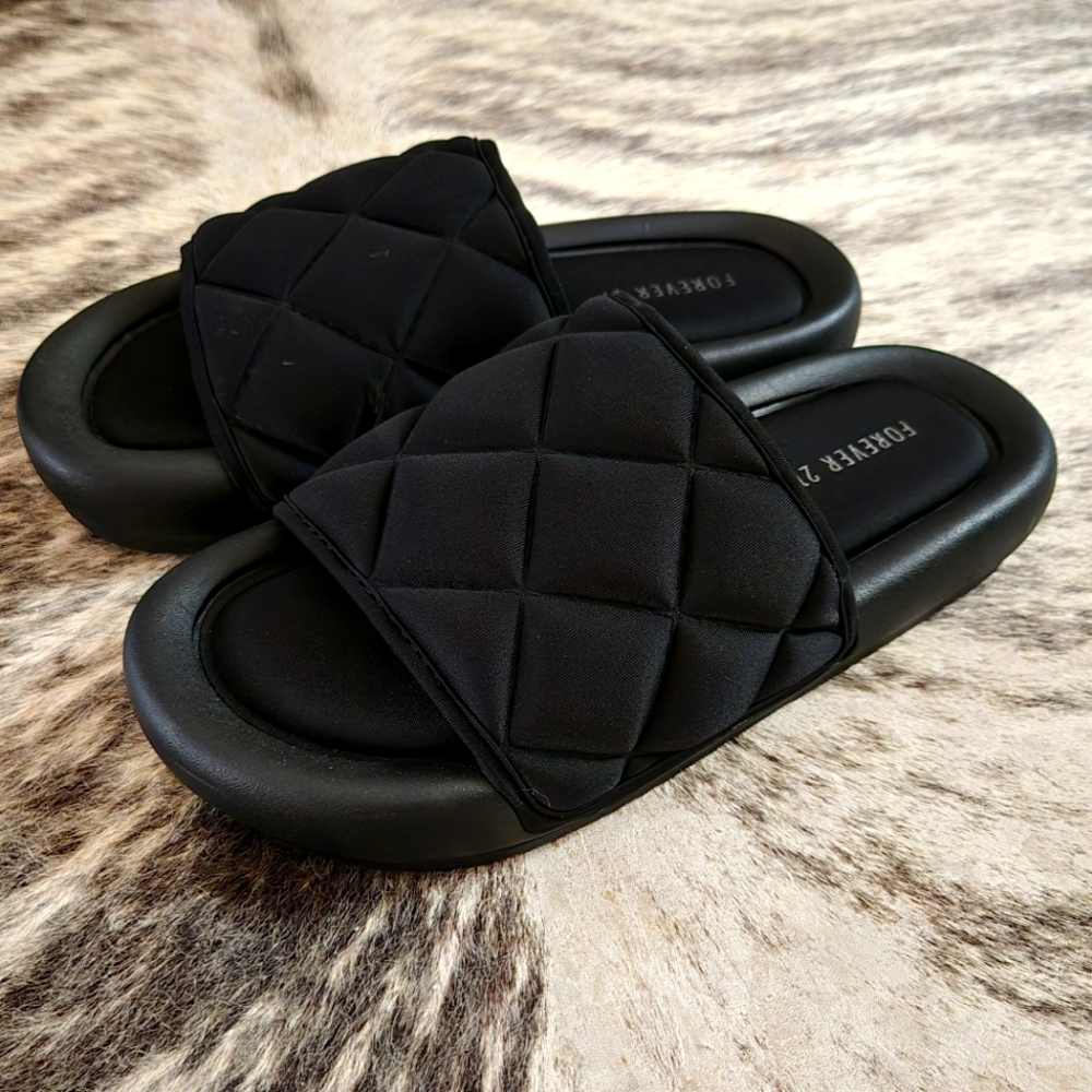 Forever 21 slides
